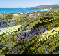 Azure Sea Whitsunday Resort