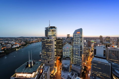 Oaks Aurora Tower - Sunshine Coast Tourism 1