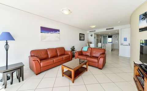 C Bargara Resort - Holiday Sunshine Coast 6