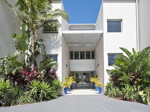 Shoal Bay Beachclub Apartments - Holiday Sunshine Coast 1