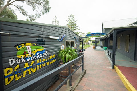 Dunsborough Beachouse YHA Backpackers - Sunshine Coast Tourism 6