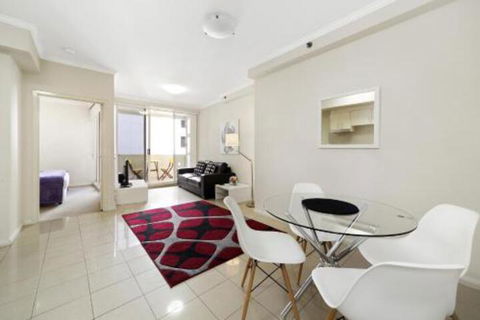 Astra Apartments Sydney Kent Street - Holiday Sunshine Coast 6