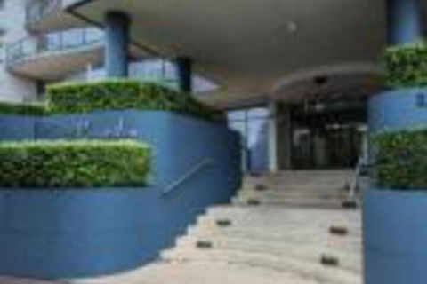 Nautilos On The Harbour - Sunshine Coast Tourism 0