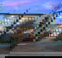 Villa De Marseilles - Melbourne - Holiday Sunshine Coast