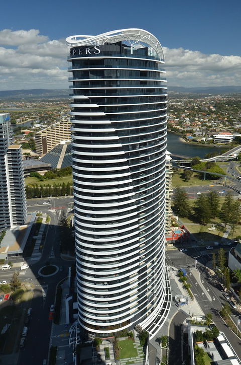 Oracle Broadbeach Apartments - Sunshine Coast Tourism 2