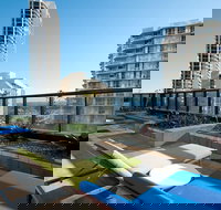 Apartment Stay - Circle on Cavill - Sunshine Coast Tourism