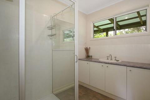Feathertop Views And Dorm - Sunshine Coast Tourism 3