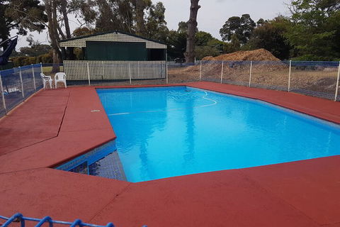 Lakes Caravilla Caravan Park - Holiday Sunshine Coast 5