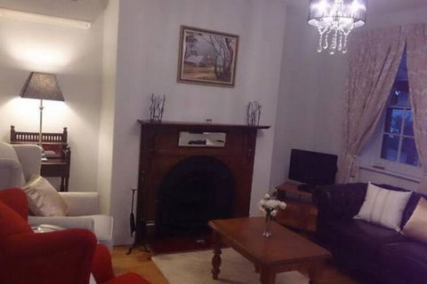 Annabelles Cottage - Holiday Sunshine Coast 6