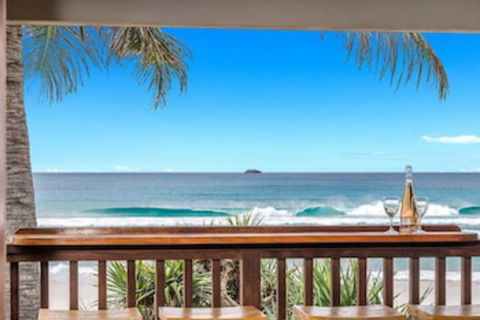 A PERFECT STAY - Moonstruck - Holiday Sunshine Coast 0