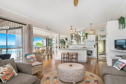 A PERFECT STAY - Moonstruck - Holiday Sunshine Coast 7