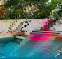 Toowong Central Motel Apartments - Holiday Sunshine Coast