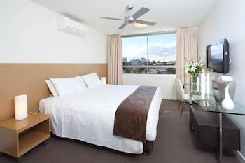 P A Apartments - Sunshine Coast Tourism 5