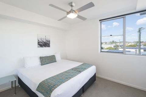 Eastwood Apartments - Holiday Sunshine Coast 6