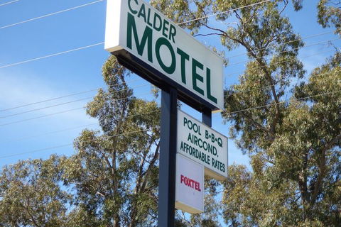 Calder Family Motel - Sunshine Coast Tourism 3