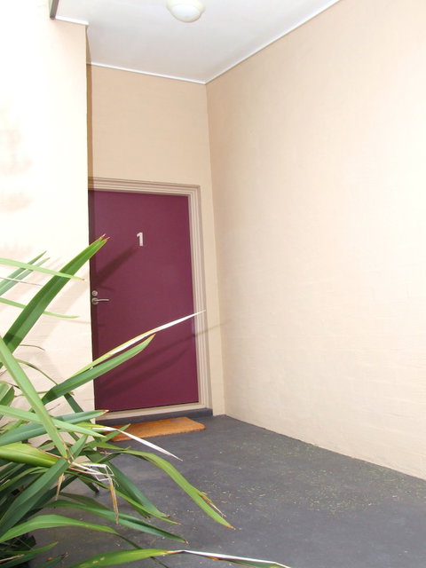 Parker By The Sea - Holiday Sunshine Coast 0