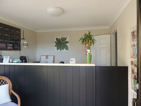 Argyle Terrace Motor Inn - Holiday Sunshine Coast 4