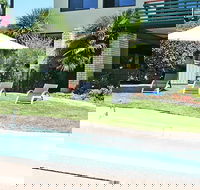 Alluna Motel - Holiday Sunshine Coast