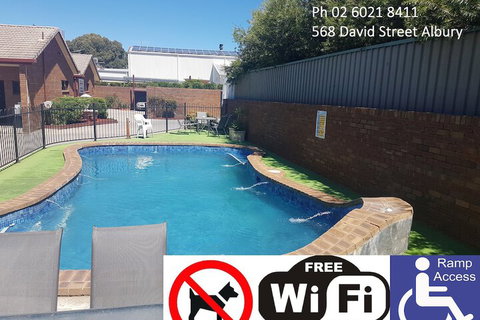 Fountain Court Motor Inn Albury - Holiday Sunshine Coast 1