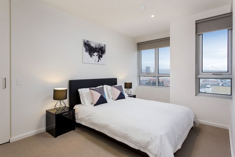 Astra Apartments Adelaide - Holiday Sunshine Coast 4