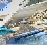 Aqua Vista Resort - Sunshine Coast Tourism