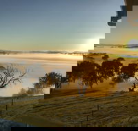 Burnt Creek Cottages Mansfield - Sunshine Coast Tourism
