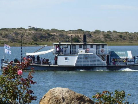 Vue De M Bed & Breakfast - Holiday Sunshine Coast 1