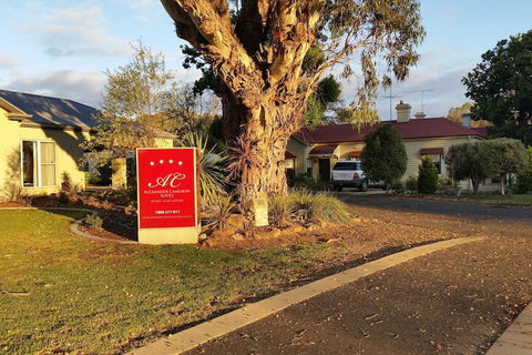 Alexander Cameron Suites - Holiday Sunshine Coast 4