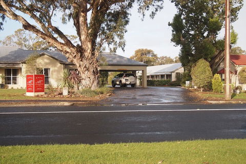 Alexander Cameron Suites - Holiday Sunshine Coast 5