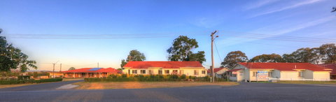 The Golfers Inn - Sunshine Coast Tourism 1