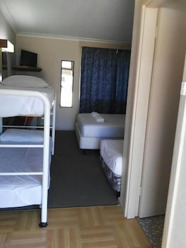 Bushmans Retreat Motor Inn - Sunshine Coast Tourism 4