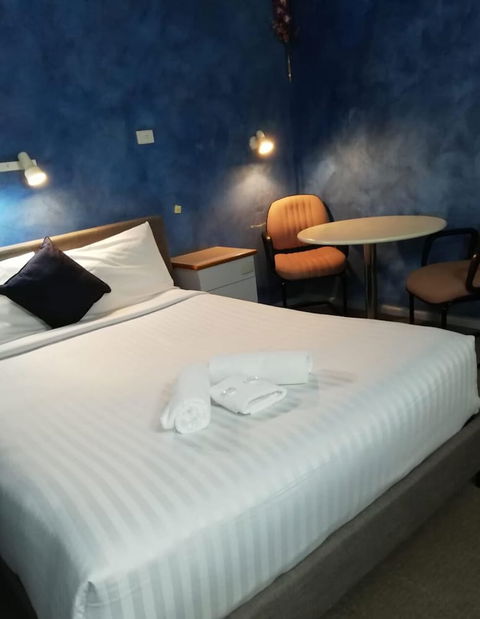 Bushmans Retreat Motor Inn - Sunshine Coast Tourism 3