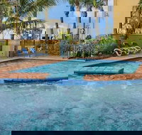 Kalua Holiday Apartments - Sunshine Coast Tourism