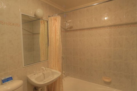 Candlelight Lodge - Holiday Sunshine Coast 6