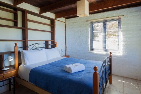 Bombina Cottages - Sunshine Coast Tourism 6