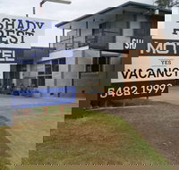 Shady Rest Motel - Holiday Sunshine Coast