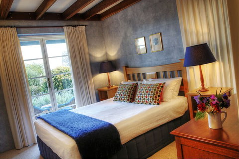 Vineyard Cottages - Holiday Sunshine Coast 5