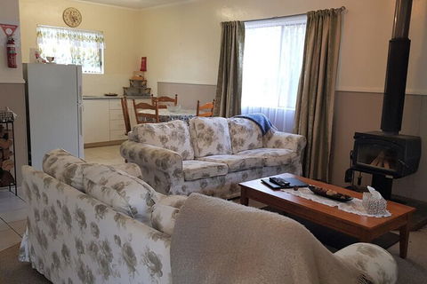 Murray Gardens Cottages & Motel - Holiday Sunshine Coast 5