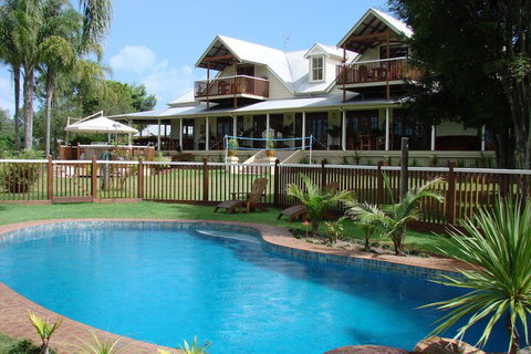 Clarence River Bed & Breakfast - Holiday Sunshine Coast 2