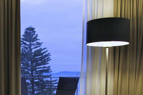 Bay 10 Accommodation - Holiday Sunshine Coast 4
