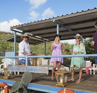 Bremer Island Banubanu Beach Retreat - Holiday Sunshine Coast