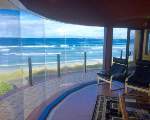 Port Fairy Getaway - Sunshine Coast Tourism 3