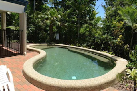 Apollo Jewel Beachfront Apartments - Holiday Sunshine Coast 5