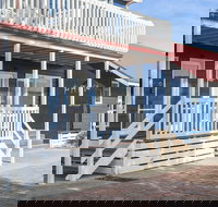 The Port O Call - Holiday Sunshine Coast