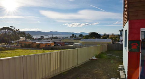 Bicheno Backpackers Hostel - Sunshine Coast Tourism 0