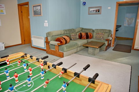 Bicheno Backpackers Hostel - Sunshine Coast Tourism 1