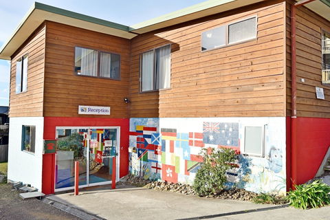Bicheno Backpackers Hostel - Sunshine Coast Tourism 2