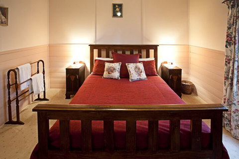 Trinity Cottage - Sunshine Coast Tourism 6