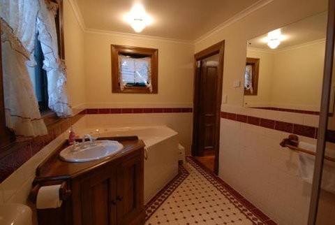 The Dove Cote - Sunshine Coast Tourism 2