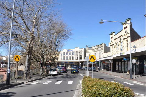 Bygone Beautys Cottages - Sunshine Coast Tourism 5